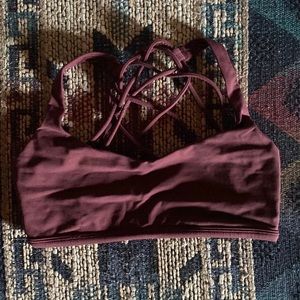 Lululemon Free to be wild Sports bra
